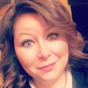 Meet your Posher, Lakin